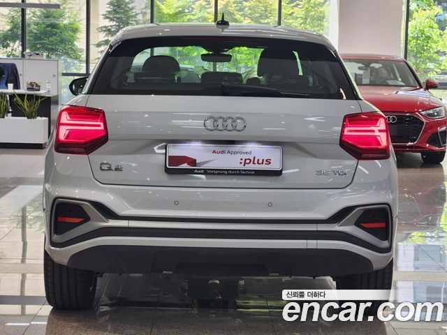 Audi Q2 35 TDI Premium - фото 3
