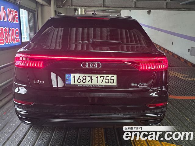 Audi Q8 55 TFSI Quattro Premium - фото 3