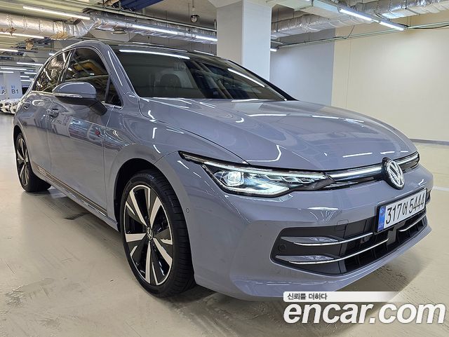 Volkswagen Golf 8-го поколения 2.0 TDI Prestige - фото 1
