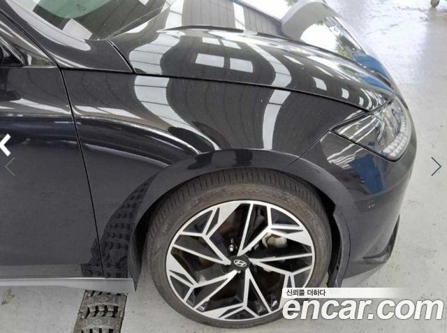 Hyundai Ioniq6 Long Range AWD Prestige - фото 1