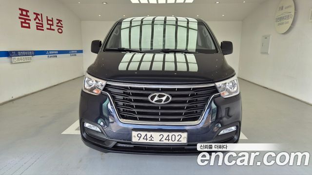 Hyundai Starex Новый Van 5-Seater Smart - фото 0