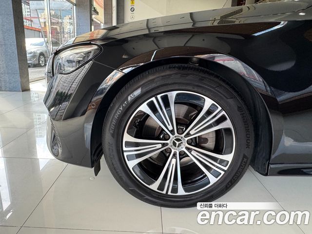 Mercedes-Benz E-Class W214 E200 Avantgarde - фото 4