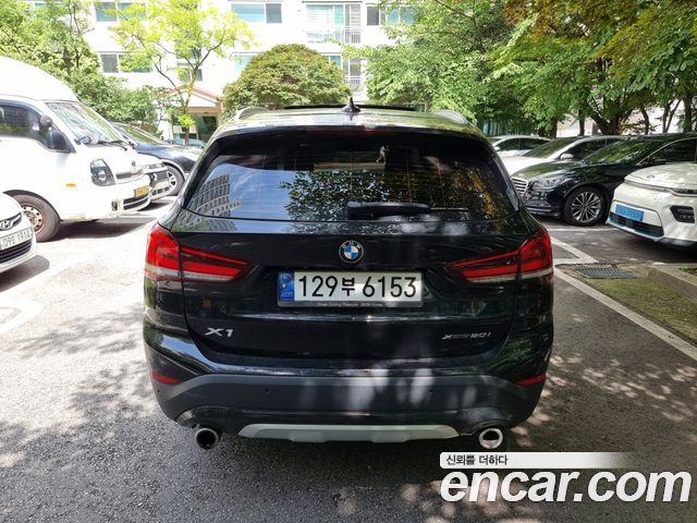 BMW X1 F48 xDrive 20i xLine - фото 2