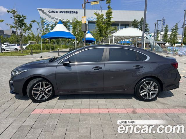 Kia K3 Совершенно новый Prestige - фото 1