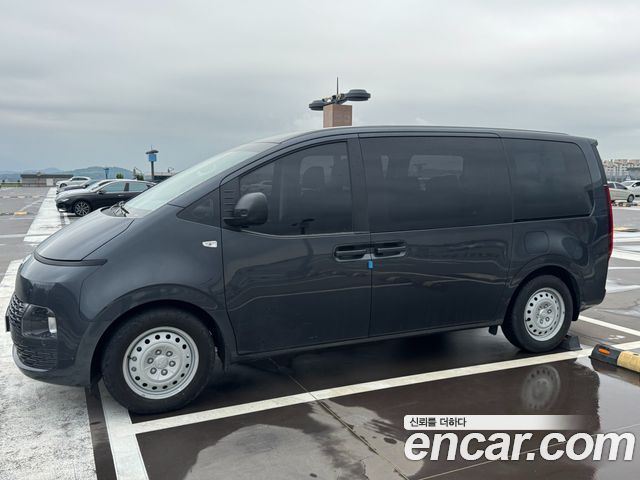Hyundai Staria Tourer 11-Seater Smart - фото 2