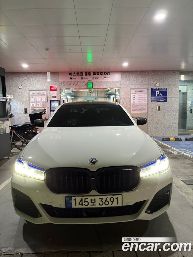 BMW 5-Series G30 530i M Sport Package - фото 2