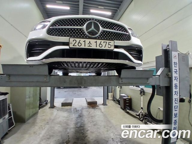 Mercedes-Benz C-Class W206 C200 AMG Line - фото 0