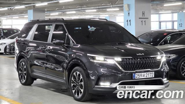Kia Carnival 4-го поколения 9-Seater Prestige - фото 1