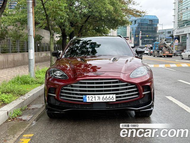 Aston Martin DBX 4.0 V8 707 - фото 2