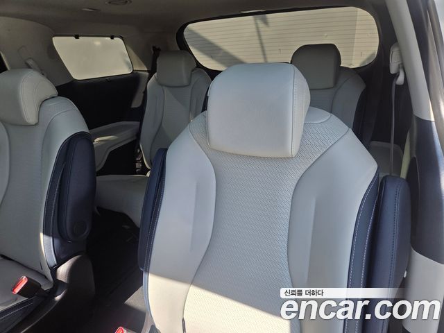 Kia Carnival Новый 4-го поколения HEV 9seater Signature - фото 3