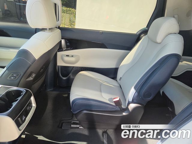 Kia Carnival Новый 4-го поколения HEV 9seater Signature - фото 4