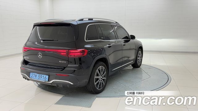 Mercedes-Benz EQB X243 EQB300 4MATIC AMG Line - фото 4