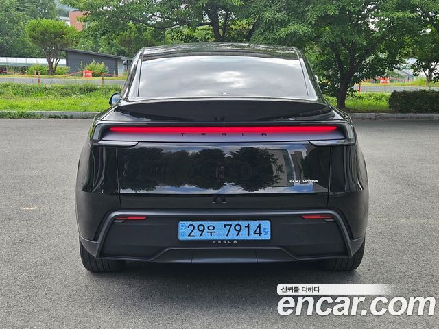 Tesla Model Y Long Range Launch Edition AWD - фото 3