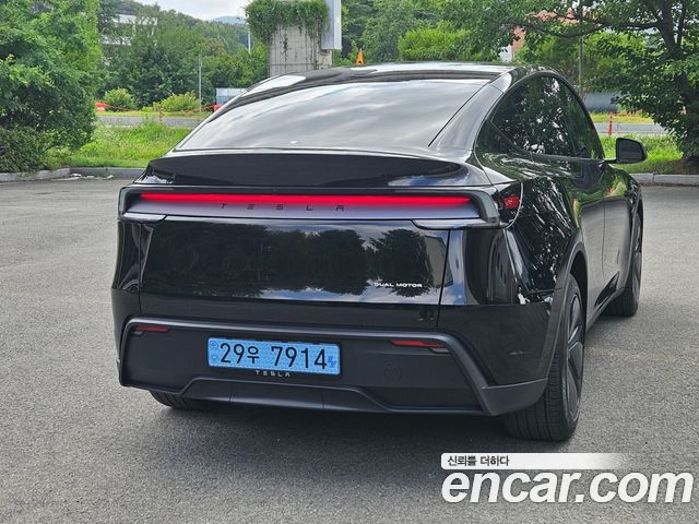 Tesla Model Y Long Range Launch Edition AWD - фото 4