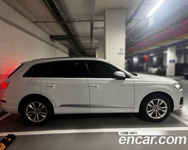 Audi Q7 45 TFSI Quattro - фото 3