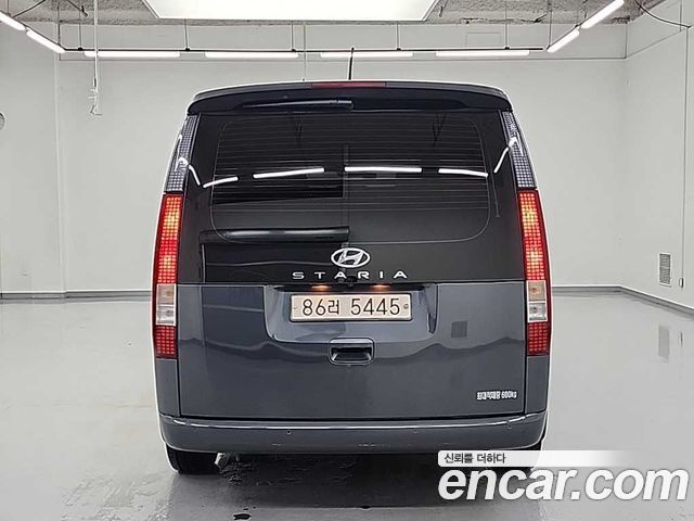 Hyundai Staria Cargo 5-Seater Modern - фото 3