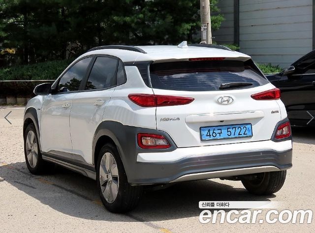 Hyundai Kona Premium - фото 2