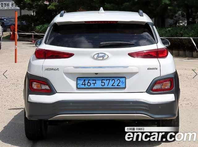 Hyundai Kona Premium - фото 3
