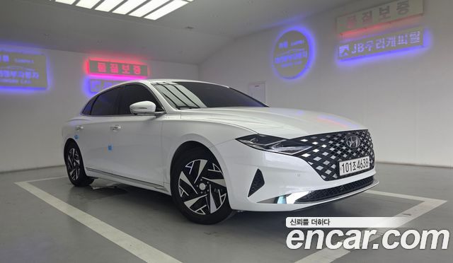 Hyundai Grandeur Новый IG, гибрид Exclusive - фото 0
