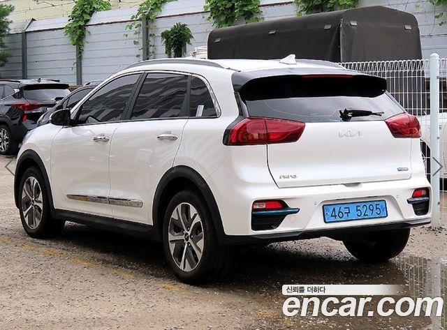 Kia Niro EV Noblesse - фото 2