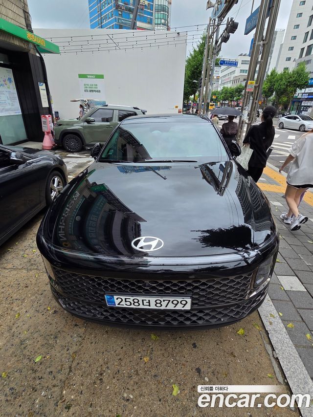 Hyundai Grandeur GN7, гибрид Calligraphy - фото 0