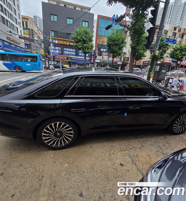 Hyundai Grandeur GN7, гибрид Calligraphy - фото 1