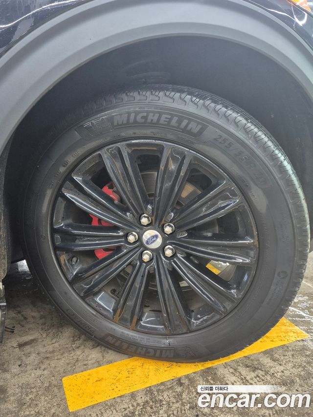 Ford Explorer 6-го поколения 2.3 LimIted 4WD - фото 4