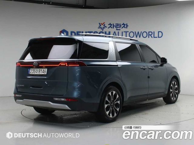 Kia Carnival 4-го поколения 9-Seater Prestige - фото 1