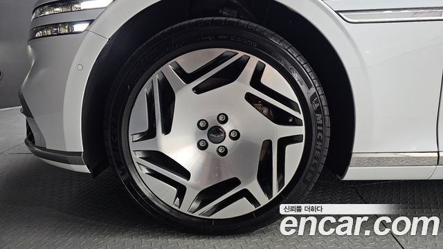 Genesis G90 RS4 Gasoline 3.5 Turbo e-S/C AWD LWB - фото 4