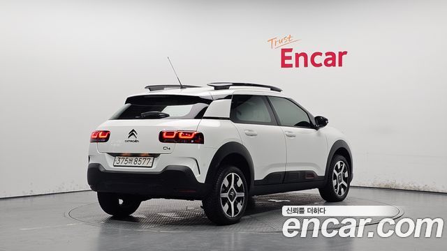 Citroen / DS C4 Cactus 1.5 BlueHDi Shine - фото 1