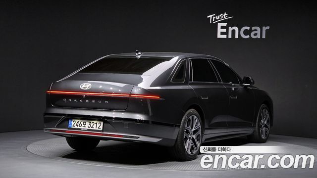 Hyundai Grandeur GN7 2,5 Gasoline 2WD Exclusive - фото 1