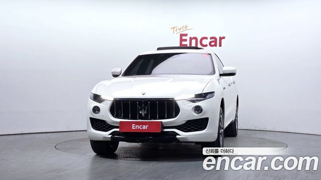 Maserati Levante 3.0 Diesel AWD - фото 2