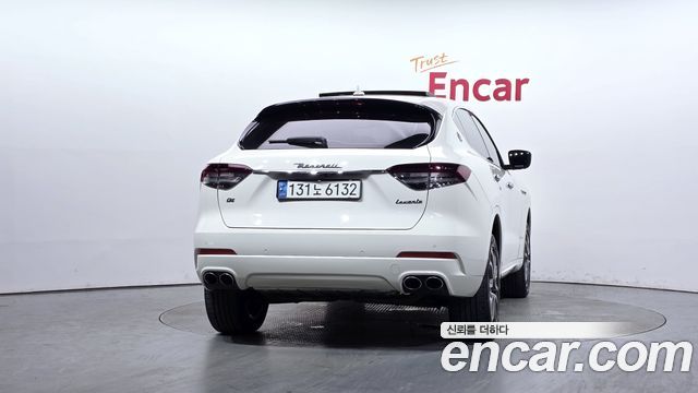 Maserati Levante 3.0 Diesel AWD - фото 3