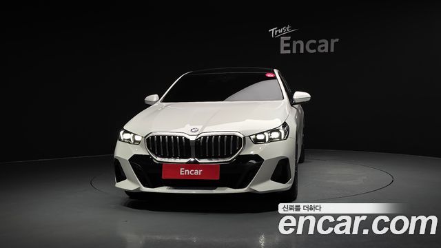 BMW 5-Series G60 520i M Sport - фото 2
