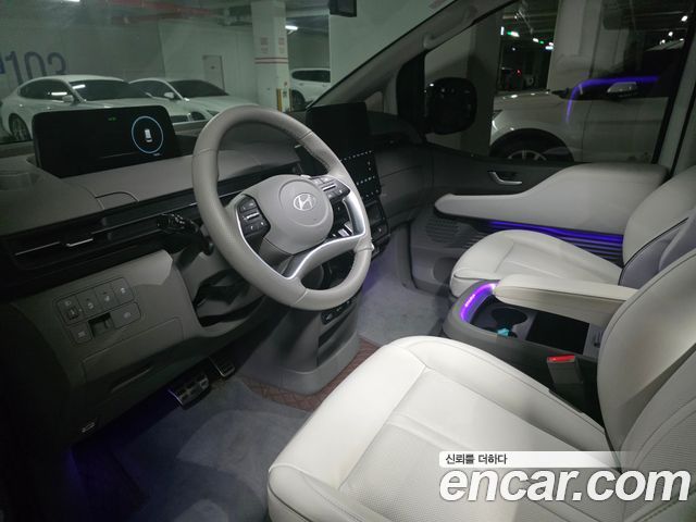 Hyundai Staria 4WD Lounge 7-Seater Inspiration - фото 2