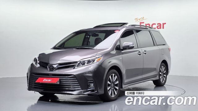Toyota Sienna 3.5 AWD - фото 0