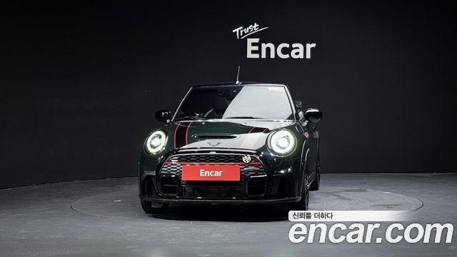 Mini Cooper Convertible S JCW 3rd - фото 1