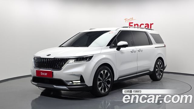 Kia Carnival 4-го поколения 9-Seater Signature - фото 0