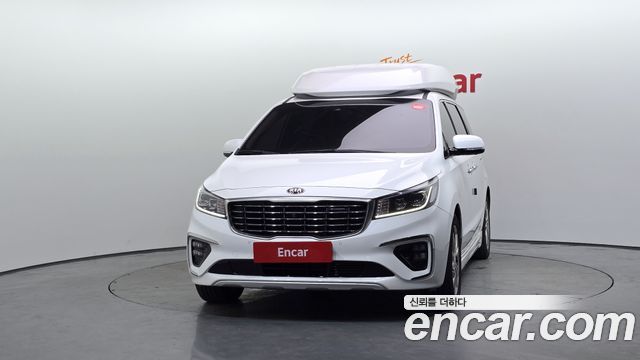 Kia Carnival Новый 9-Seater Hi-Limousine Noblesse Special - фото 2