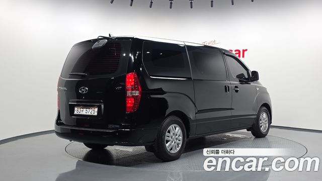 Hyundai Starex Новый Van 3-Seater Smart - фото 1