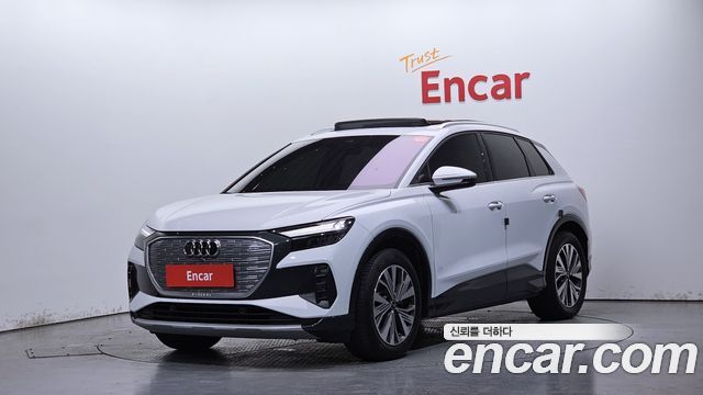 Audi Q4 e-Tron F4 45 - фото 0
