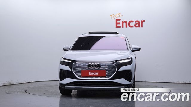 Audi Q4 e-Tron F4 45 - фото 2