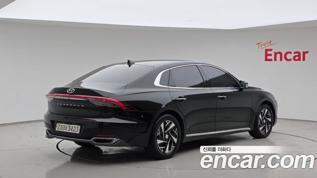 Hyundai Grandeur Новый IG, гибрид Exclusive - фото 1