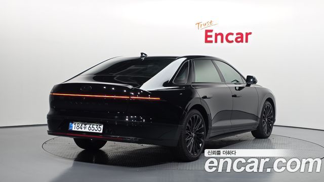 Hyundai Grandeur GN7, гибрид Calligraphy - фото 1