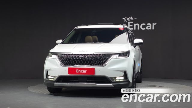 Kia Carnival 4-го поколения 7-Seater Outdoor Noblesse - фото 2