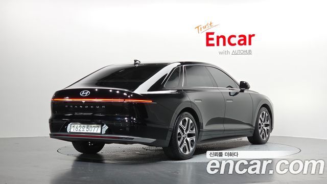 Hyundai Grandeur GN7 2,5 Gasoline 2WD Exclusive - фото 0