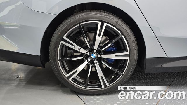 BMW 5-Series G60 530i xDrive M Sport - фото 4