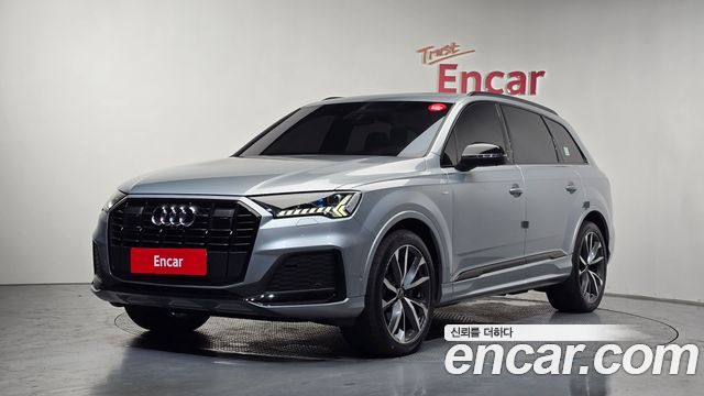 Audi Q7 50 TDI Quattro Premium - фото 0