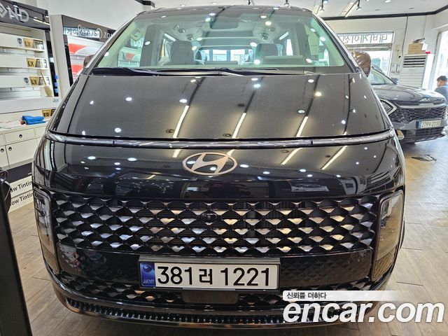 Hyundai Staria 4WD Lounge 9-Seater Inspiration - фото 0