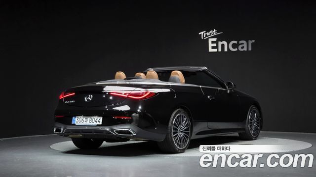 Mercedes-Benz CLE-Class C236 CLE200 Cabriolet - фото 1